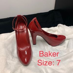 Bakers pumps/heels